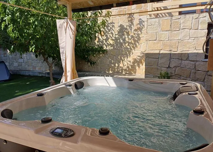 The River House בית נופש Trimiklini